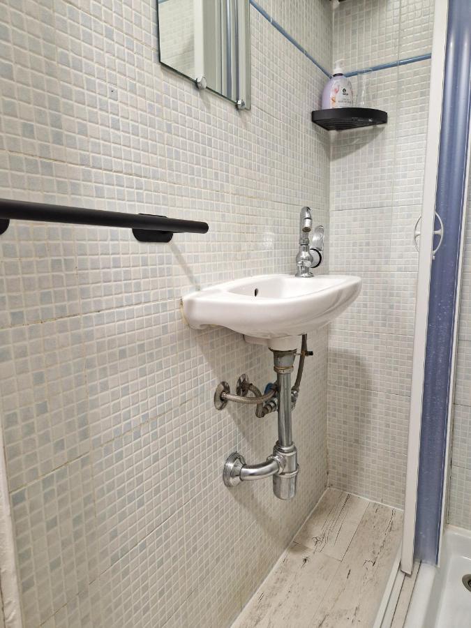 Apartament Ana'S Place Torino 4 Zewnętrze zdjęcie