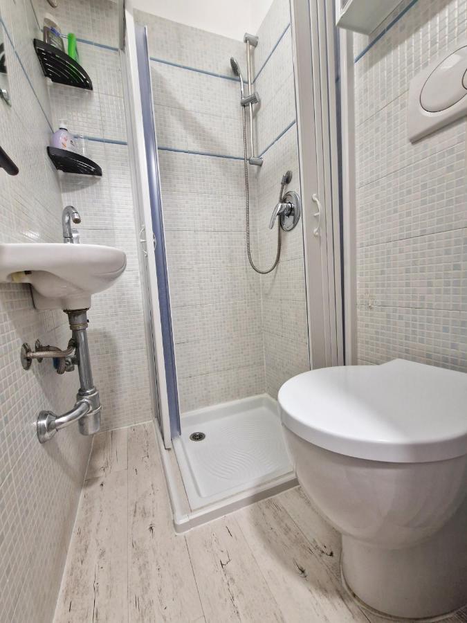 Apartament Ana'S Place Torino 4 Zewnętrze zdjęcie